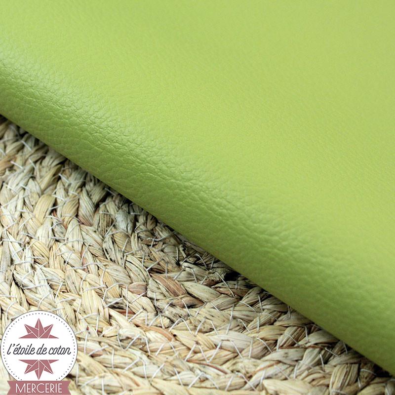 Simili cuir fin vert fenouil - coupon 50 x 70 cm